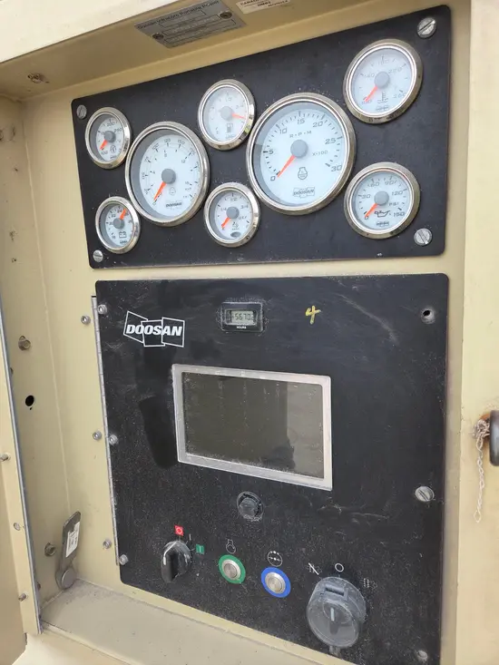 2018 Doosan HP1600WCU-T4F Air Compressor