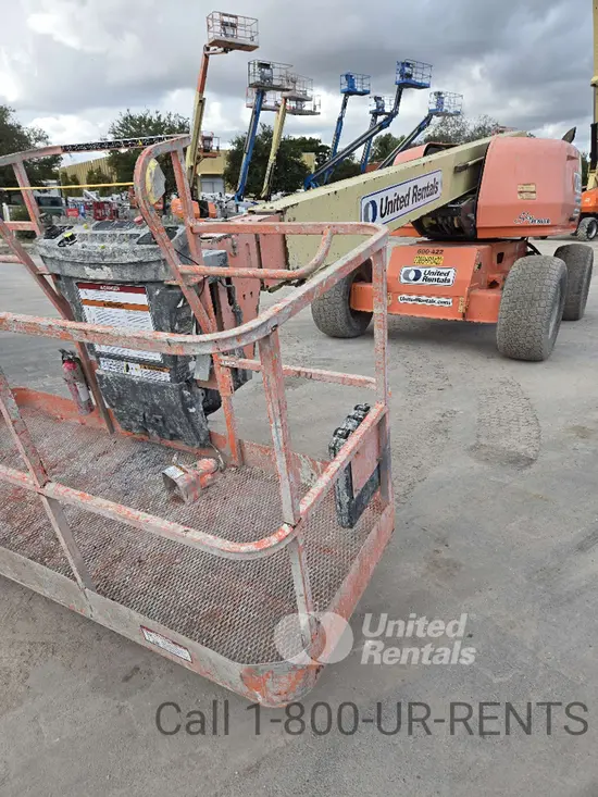 2017 JLG 600S Boom Lift