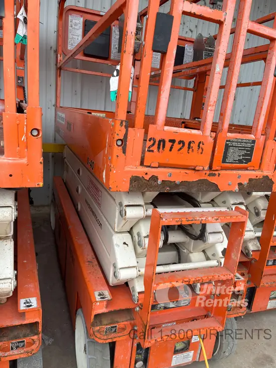 2018 Snorkel S3226E Scissor Lift