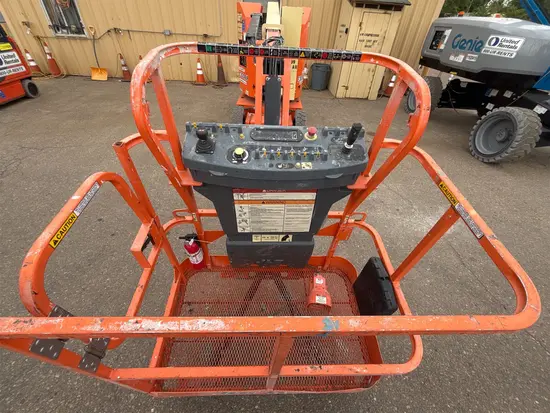 2018 JLG E300AJP Articulating Boom Lift