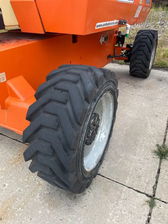 2017 JLG 800AJ Articulating Boom Lift