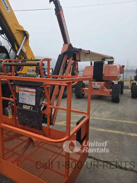 2017 JLG 800AJ Articulating Boom Lift