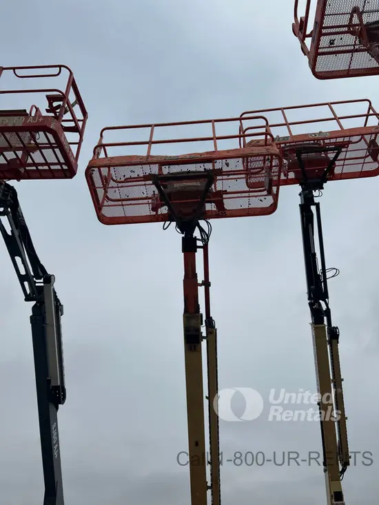 2017 JLG 600S Boom Lift