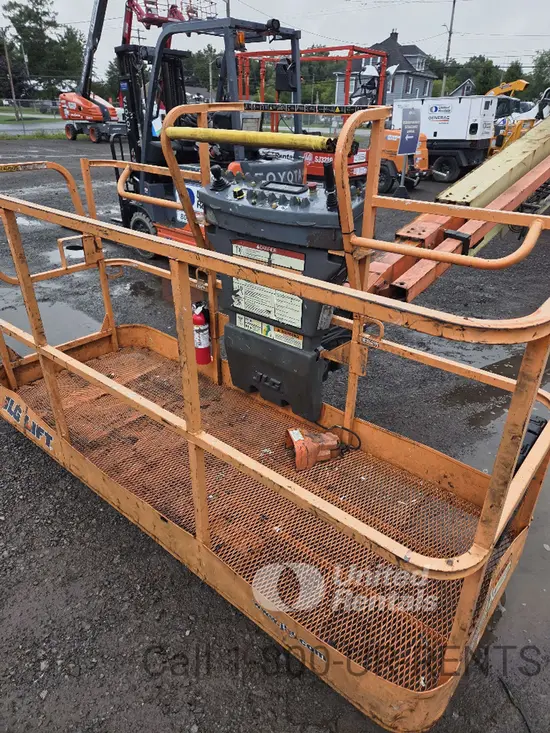 2018 JLG 800S Boom Lift