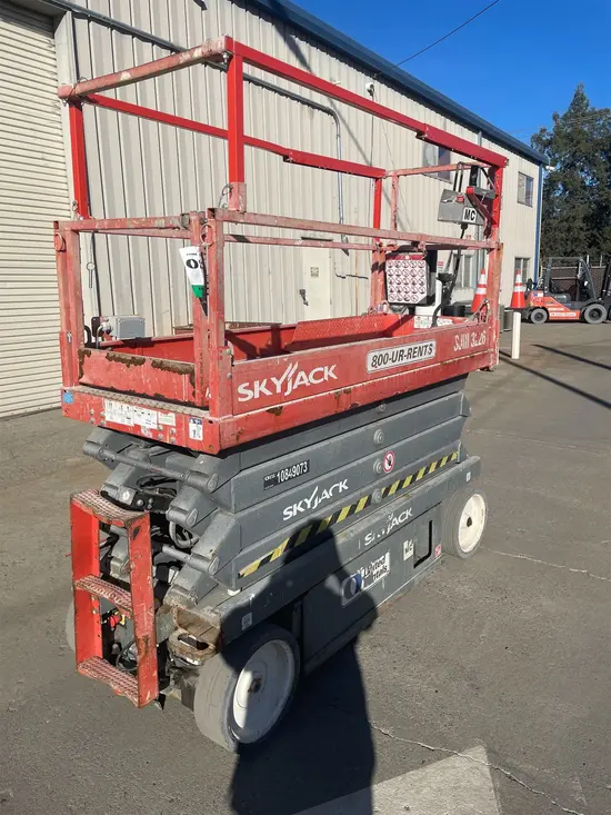 2018 Skyjack SJIII3226 Scissor Lift