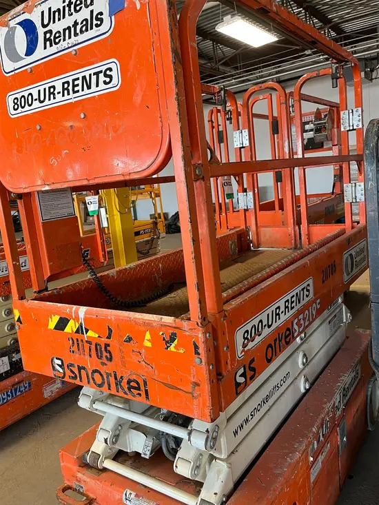 2018 Snorkel S3219E Scissor Lift