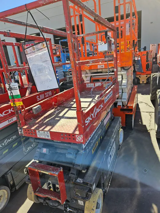 2014 Skyjack SJIII3219 Scissor Lift