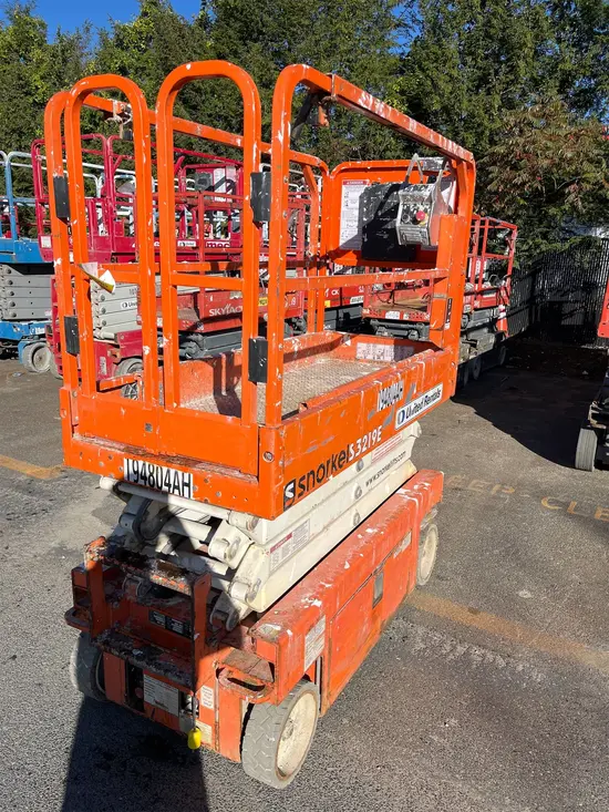 2017 Snorkel S3219E Scissor Lift