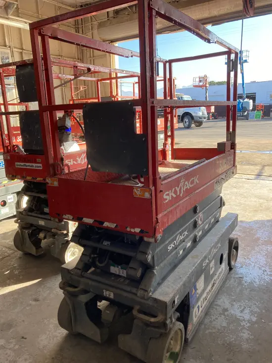 2017 Skyjack SJIII3219 Scissor Lift