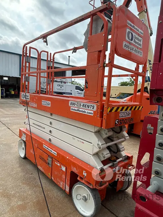 2019 Snorkel S3226E Scissor Lift