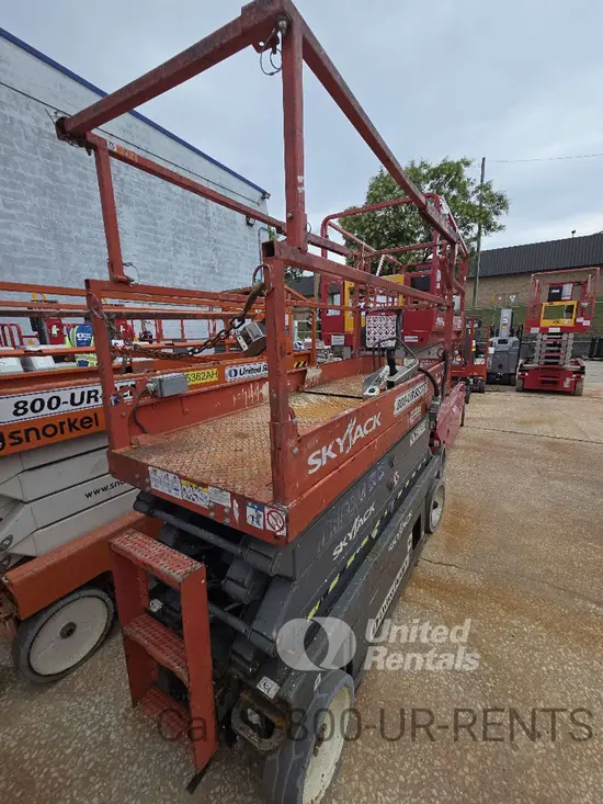 2017 Skyjack SJIII3226 Scissor Lift