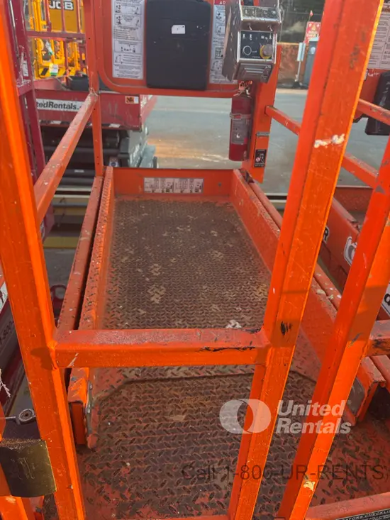 2019 Snorkel S3219E Scissor Lift