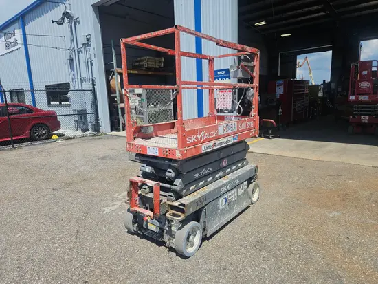 2016 Skyjack SJIII3219 Scissor Lift