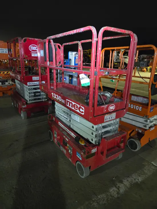 2019 MEC 1330SE Scissor Lift