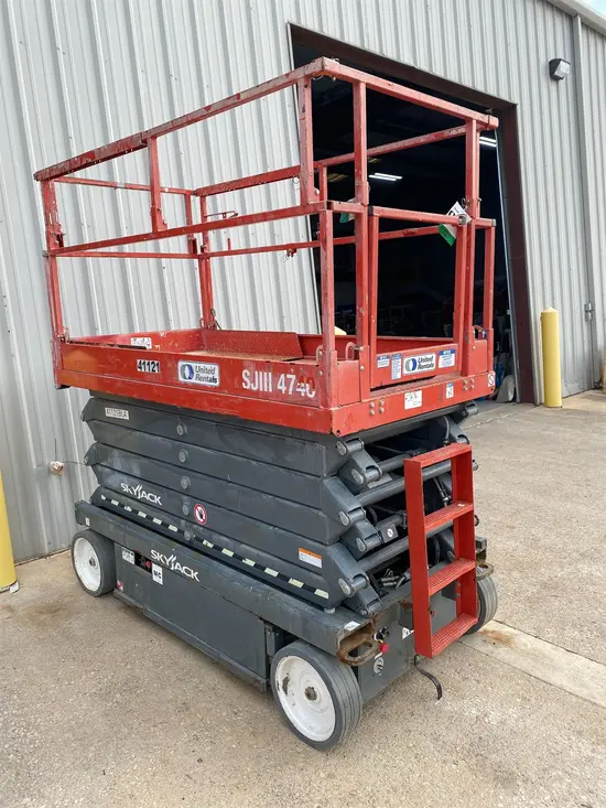 2017 Skyjack SJIII4740 Scissor Lift