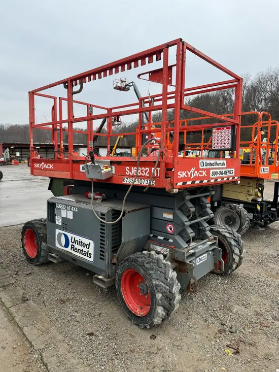 2018 Skyjack SJ6832RT Rough Terrain Scissor Lift