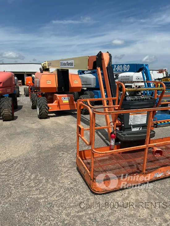 2017 JLG 800AJ Articulating Boom Lift