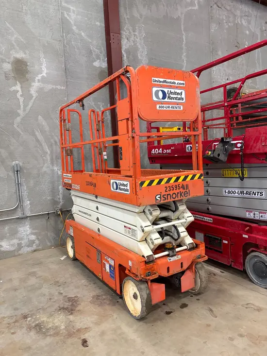 2019 Snorkel S3226E Scissor Lift
