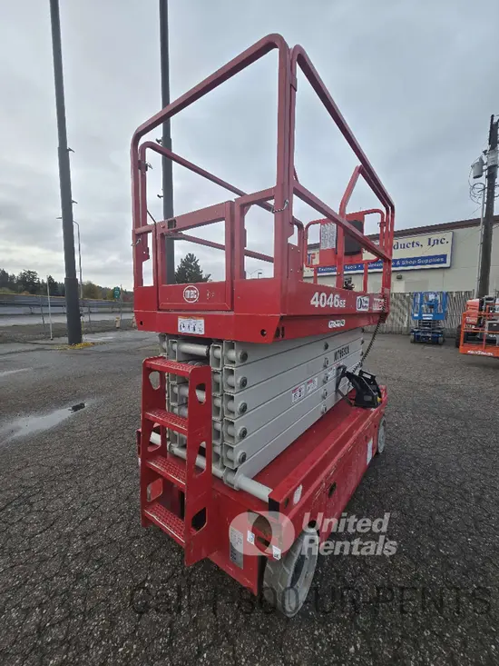 2018 MEC 4046SE Scissor Lift