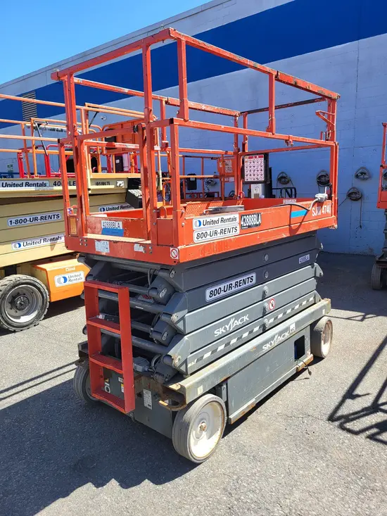 2017 Skyjack SJIII4740 Scissor Lift