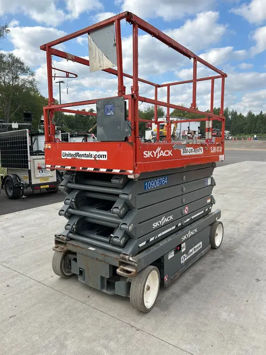 2019 Skyjack SJIII4740 Scissor Lift