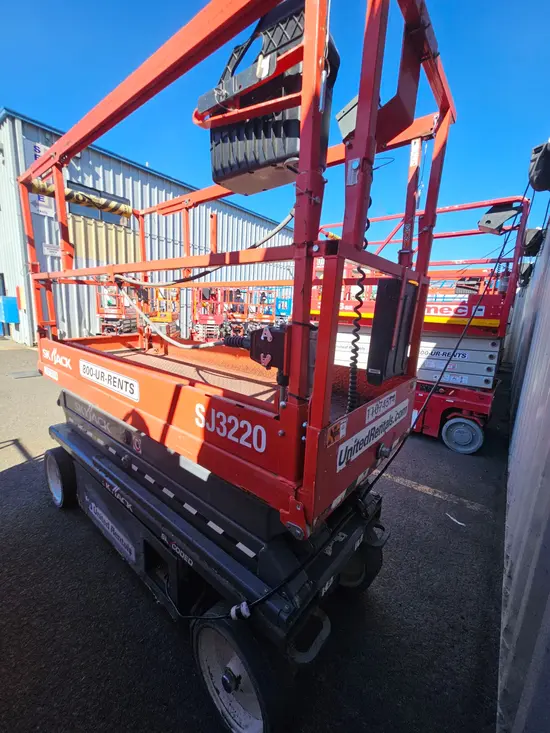 2019 Skyjack SJ3220 Scissor Lift