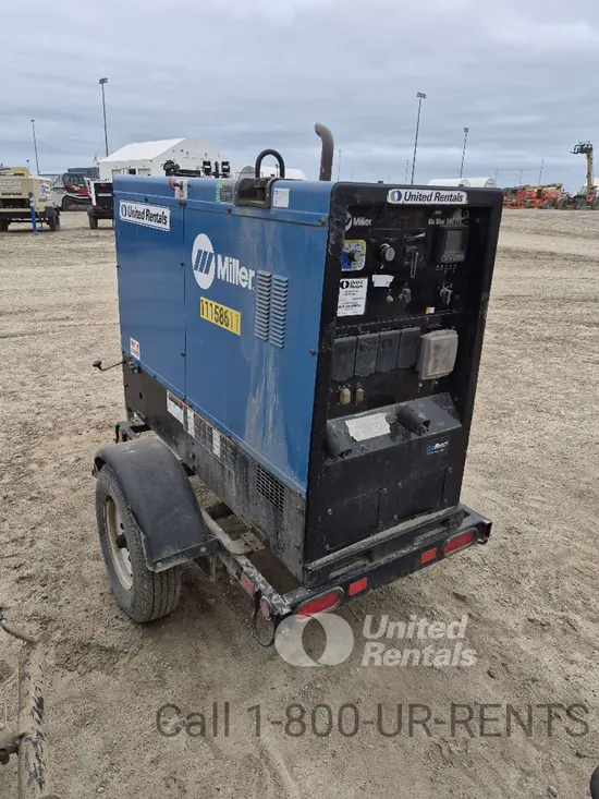 2021 Miller Welders Big Blue 500 Welder