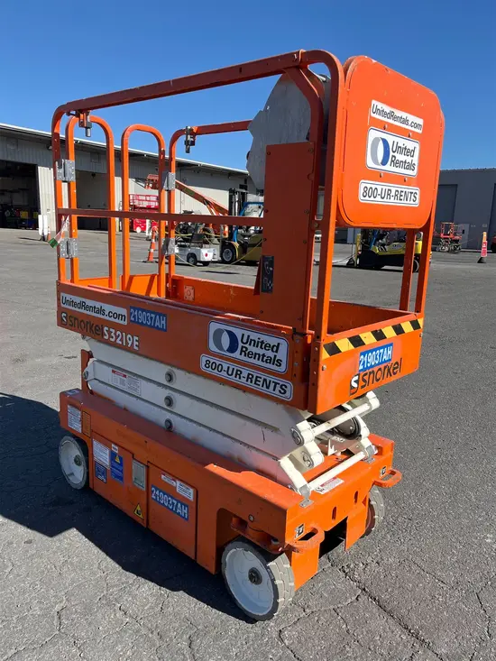 2018 Snorkel S3219E Scissor Lift