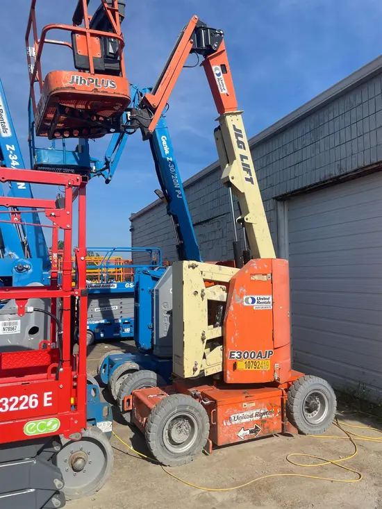 2018 JLG E300AJP Articulating Boom Lift
