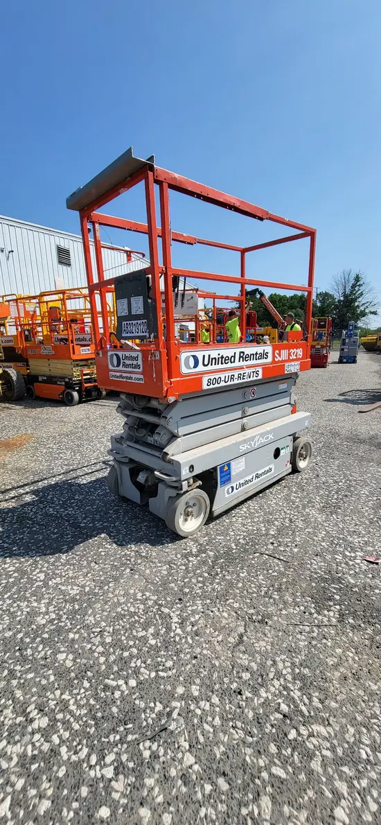 2017 Skyjack SJIII3219 Scissor Lift
