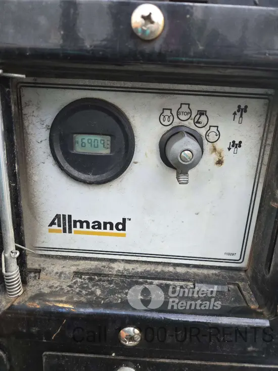 2019 Allmand NLV-ML3EC Portable Light Tower