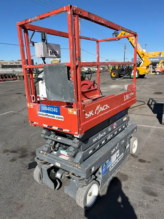 2018 Skyjack SJIII3219 Scissor Lift