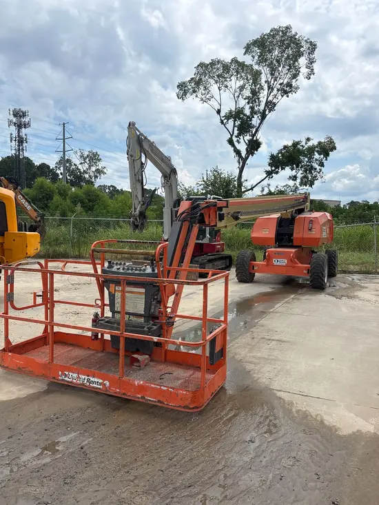 2018 JLG 860SJ Boom Lift