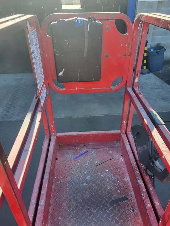 2018 MEC 1330SE Scissor Lift