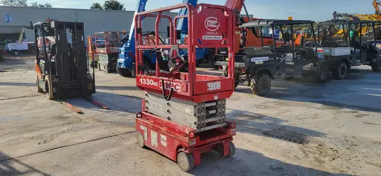 2018 MEC 1330SE Scissor Lift