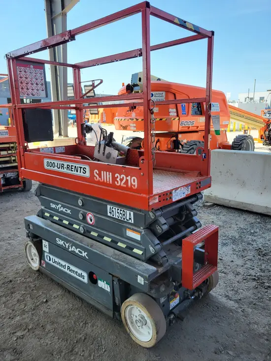 2017 Skyjack SJIII3219 Scissor Lift
