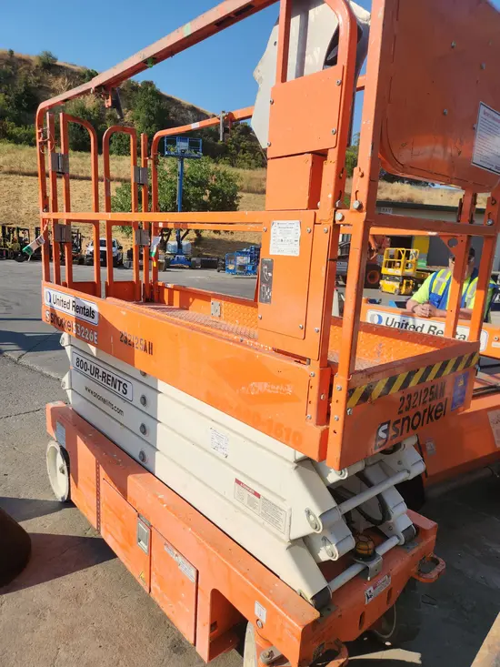 2019 Snorkel S3226E Scissor Lift