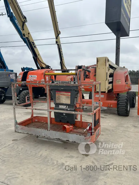 2017 JLG 450AJ Articulating Boom Lift