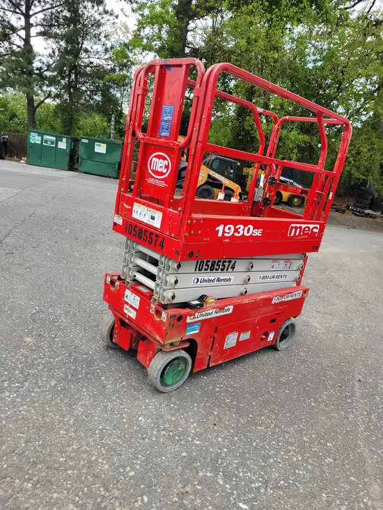 2017 MEC 1930SE Scissor Lift