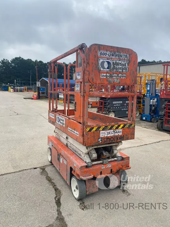 2021 Snorkel S3215E Scissor Lift