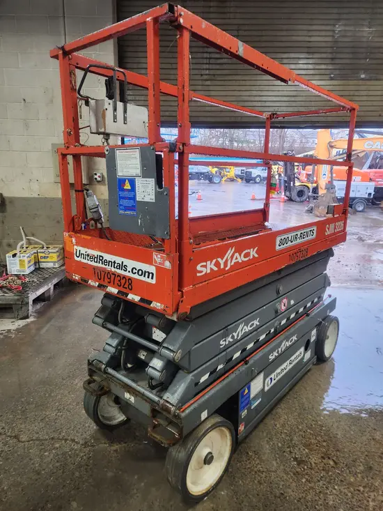 2018 Skyjack SJIII3226 Scissor Lift