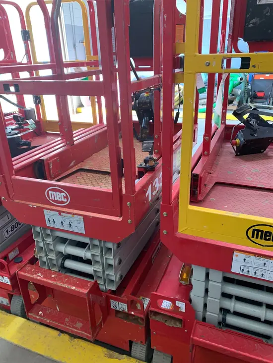 2019 MEC 1330SE Scissor Lift