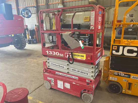 2019 MEC 1330SE Scissor Lift