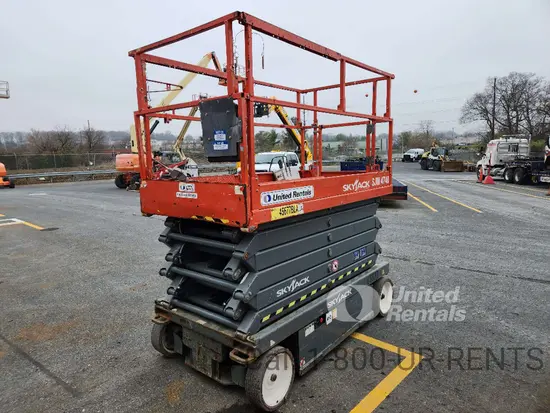 2017 Skyjack SJIII4740 Scissor Lift
