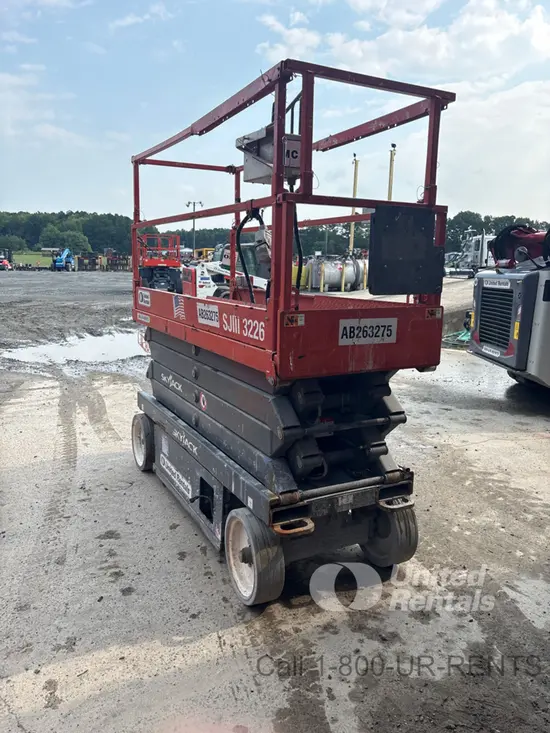 2017 Skyjack SJIII3226 Scissor Lift