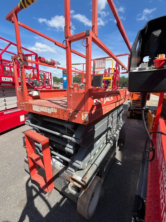 2016 Skyjack SJIII4632 Scissor Lift