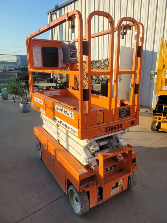 2019 Snorkel S3219E Scissor Lift