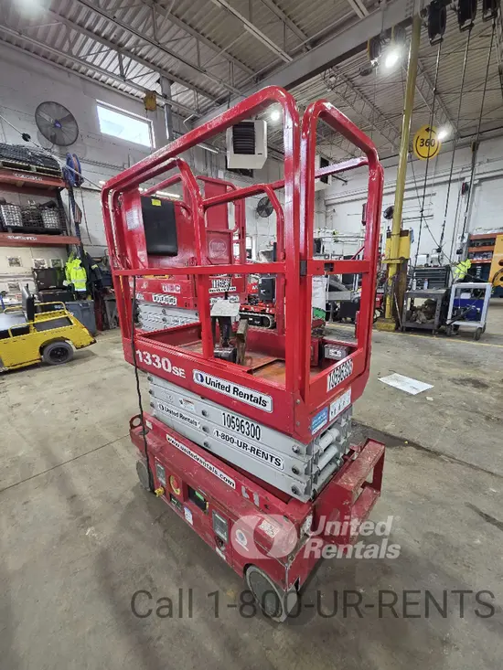 2017 MEC 1330SE Scissor Lift