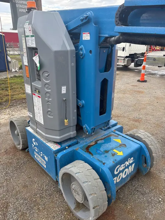 2016 Genie Z-30/20N Articulating Boom Lift