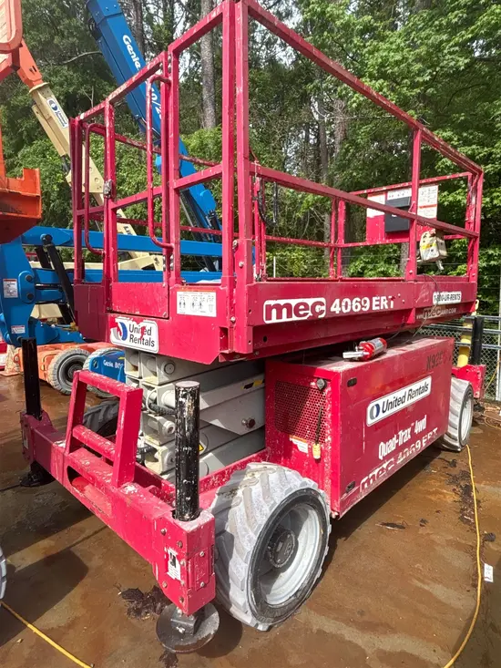 2016 MEC 4069ERT Scissor Lift